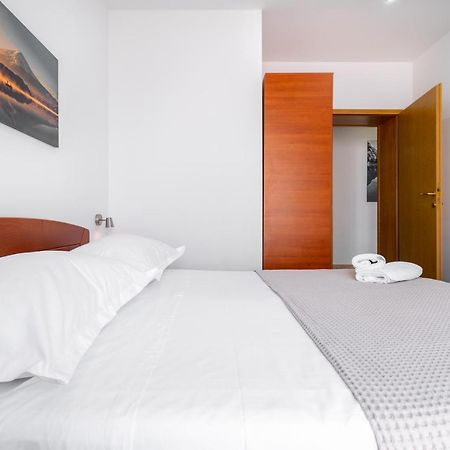 Apartmani Roko Baska Voda Luaran gambar