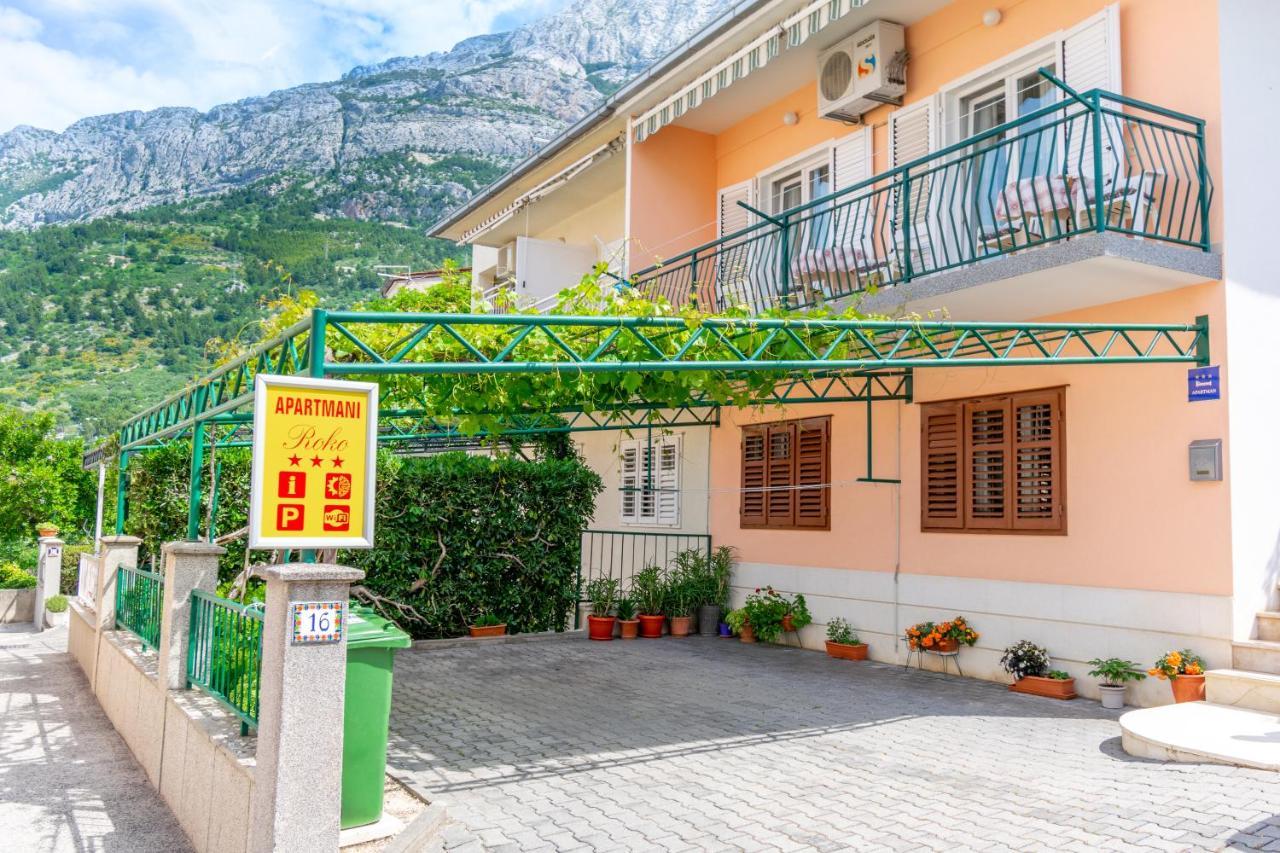Apartmani Roko Baska Voda Luaran gambar